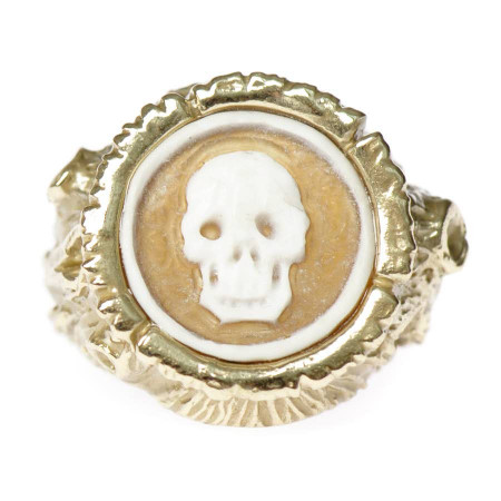 Treetrunk Ring with Cameo